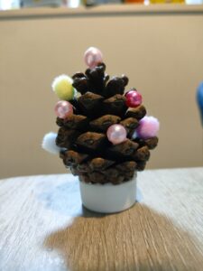 乾いたらボンドは透明になる